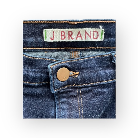 J Brand skinny jeans size 30” stretch in excellent condition. - Picture 3 of 6